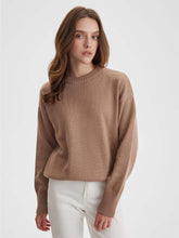 Load image into Gallery viewer, Drop-Shoulder Wide-Edges Sweater | NCS
