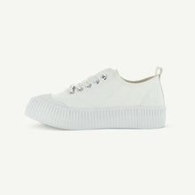 Load image into Gallery viewer, COURT ROYALE: VULCANIZED COURT SHOE - WHITE
