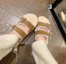 Load image into Gallery viewer, Warm Comfortable Slippers - # GIAA73610007
