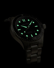 Load image into Gallery viewer, The Argo Automatic - Eclipse
