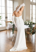 Load image into Gallery viewer, Elegant strapless front button design fit and flare middle slit simple silky satin wedding dress
