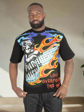 Load image into Gallery viewer, Tee | F169 Fake Love - Black
