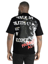 Load image into Gallery viewer, F172 Walk By Faith Box Tee - Black
