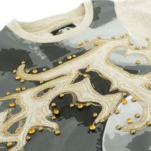 Load image into Gallery viewer, Sweatshirt|F4357 Heartless Crewneck - Mocha
