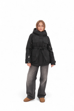 Load image into Gallery viewer, Oslo Vest-Lined Parka
