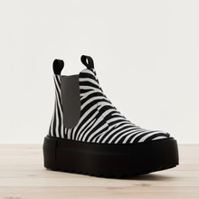 Load image into Gallery viewer, Fashion Boots BYMANYC ® New York MANHATTAN GRACE
