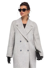 Load image into Gallery viewer, Double-Breasted Wool Alpaka Blend Coat
