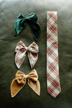 Load image into Gallery viewer, Green Velvet Darling Hair Bow
