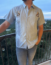 Load image into Gallery viewer, Guayabera - Sirens
