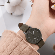 Load image into Gallery viewer, New  Women's Fashion Leather Wrist Watch For Women and Ladies Excelent Gift  For Women and Girls
