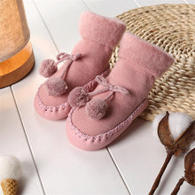 Load image into Gallery viewer, Warm Baby Shoes Newborn Autumn Winter Children Anti Slip Soft Solid Thicken Comfortable Butterfly Knot Shoes For Boys And Girls
