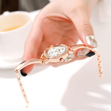 Load image into Gallery viewer, Metal Strap Ladies Bracelet Watch Fashion Simple Dial Small And Exquisite Ladies Watches Clock For Female and Girls
