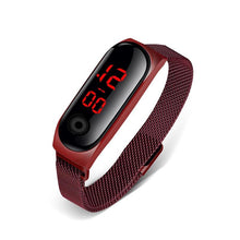 Load image into Gallery viewer, STEVVEX Men's Business Electronic Watch Simple Luxury Steel Belt Folding Buckle Sports Digital Watch For Men and woman
