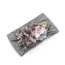 Load image into Gallery viewer, Luxury Handamde Pearl Baby Kids Fashion Headbands Nylon Flower Girl Hairband Pearl Turban Soft Bow
