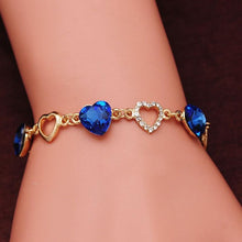 Load image into Gallery viewer, Elegant Luxury Diamond Romantic Heart Bracelets for Women Gold Color Crystal Charm Bracelets Bangles Fashion Jewelry Bracelet Style
