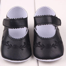 Load image into Gallery viewer, Black Soft Newborn Baby Girl Shoes Prewalker First Walkers Lovely Sneakers Infant Kids Girls Princess Shoes
