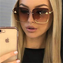 Load image into Gallery viewer, New Fashion Lady Oversize Rimless Square Bee Sunglasses For Women  With Small Bee Glasses Design Gradient Sunglasses With UV400
