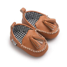 Load image into Gallery viewer, First Walkers Newborn Baby Shoes Toddler Prewalker Shoes Baby Boy Girl Leather Shoes

