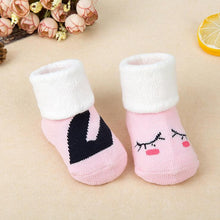 Load image into Gallery viewer, 1 Pair Newborn Cotton Striped Warm Slippers Socks For Baby Girls And Boys Very Comfortable And Soft Material
