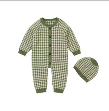 Load image into Gallery viewer, Knitted Newborn Baby Clothes Cotton Baby Romper With Plaid Hat Infant Toddler Jumpsuit For Girls And Boys
