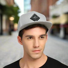 Load image into Gallery viewer, Vintage 1977 Snapback Cap
