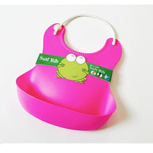 Load image into Gallery viewer, Modern Baby Plastic Bibs Waterproof Lunch Bibs for Boys &amp; Girls Infants Silicone Feeding Baby Saliva Waterproof Aprons for Baby
