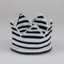 Load image into Gallery viewer, Modern Luxury New Trend  Baby Hat Girls and Boys Crown Knitted Cap Toddler Empty Top Hats Newborn Design Woolen Yarn Bonnet For Kids

