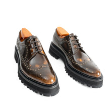 Load image into Gallery viewer, Handmade Chunky - sole Brogue Shoes Brown
