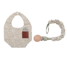 Load image into Gallery viewer, Floral Vintage Newborn Double Side Bibs Boys Girls Waterproof Linen Cotton Saliva Towel
