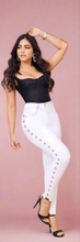 Load image into Gallery viewer, Tamara 100% Authentic Colombian Push Up Jeans
