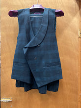 Load image into Gallery viewer, Canuti Leo C452 Navy/Teal Glen Plaid 3-Piece Modern Fit Suit
