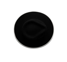 Load image into Gallery viewer, Stud- White on Black
