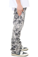 Load image into Gallery viewer, VISTA Men's premium jacquard flare stacked fit denim pants
