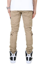 Load image into Gallery viewer, VENGE Men's premium twill khaki cargo pants.
