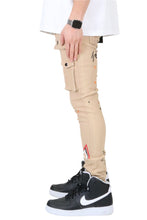 Load image into Gallery viewer, Bano Men's premium skinny twill cargo pants.
