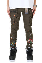 Load image into Gallery viewer, Zati Men's premium skinny twill cargo pants.
