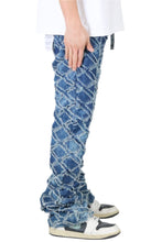 Load image into Gallery viewer, HYDRA Men's premium rip&amp;repair flare stacked fit quilted denim pants

