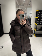 Load image into Gallery viewer, Hooded Bio-Down Jacket
