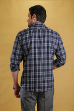 Load image into Gallery viewer, The Woodsman Shirt(Navy Plaid)
