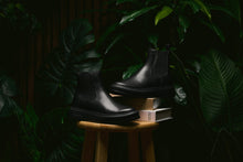 Load image into Gallery viewer, CALTO - J24810 - 3 Inches Taller (Noir) - Lightweight Smooth Nappa Chelsea Zipper Boots
