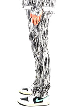 Load image into Gallery viewer, Vetiver Men's Tapestry Cargo Pants
