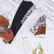 Load image into Gallery viewer, Leopard Pullover Knit Sweater
