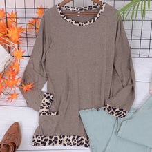 Load image into Gallery viewer, Leopard Contrast Pocket Pullover
