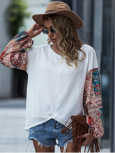 Load image into Gallery viewer, Paisley Printed Puffed Sleeve Pullover
