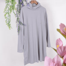 Load image into Gallery viewer, Soft Turtleneck Tunic Sweater
