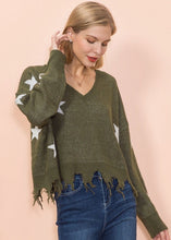Load image into Gallery viewer, Star Pattern Frayed Hem Sweater
