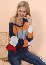 Load image into Gallery viewer, Frayed Hem Color Block Sweater
