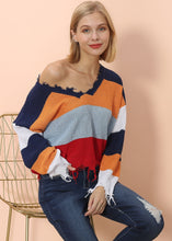 Load image into Gallery viewer, Frayed Hem Color Block Sweater
