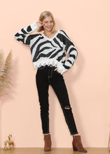 Load image into Gallery viewer, Zebra Print Frayed Hem Sweater
