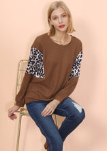 Load image into Gallery viewer, Drop Shoulder Two Tone Leopard Sweater
